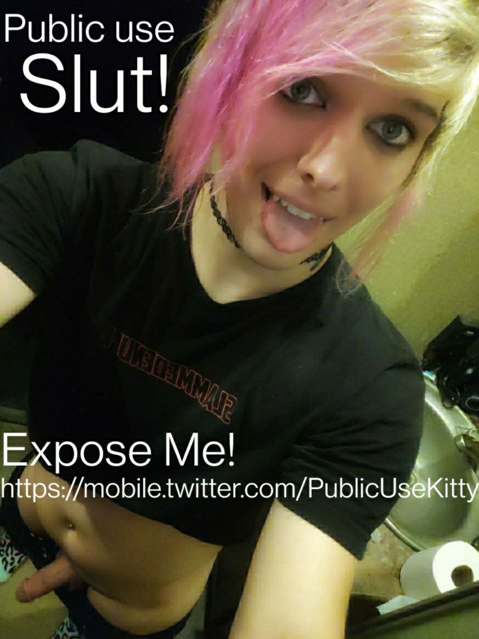 Exposed little kitty #VnyJs2bZ