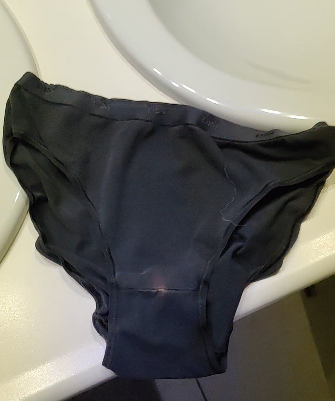 My girl's underwear and feet #BH7WCQ3a