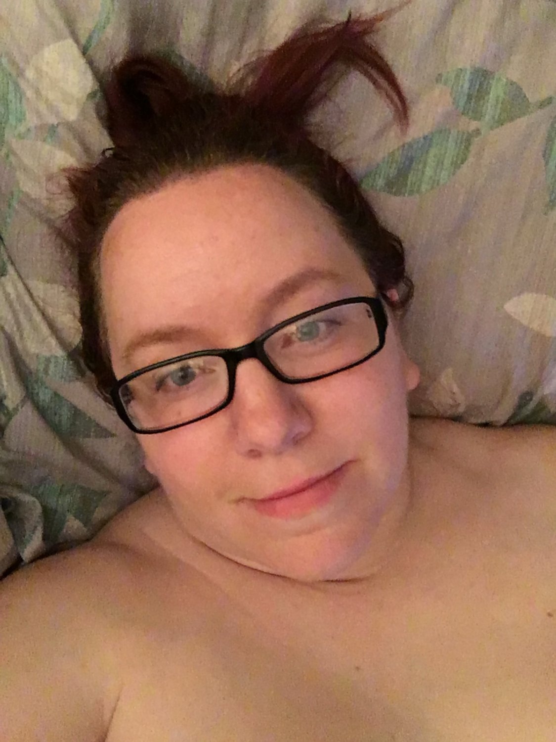 Ohio Bbw slut Jen showing that hairy pussy and ass with plug in #Rd9gVckr