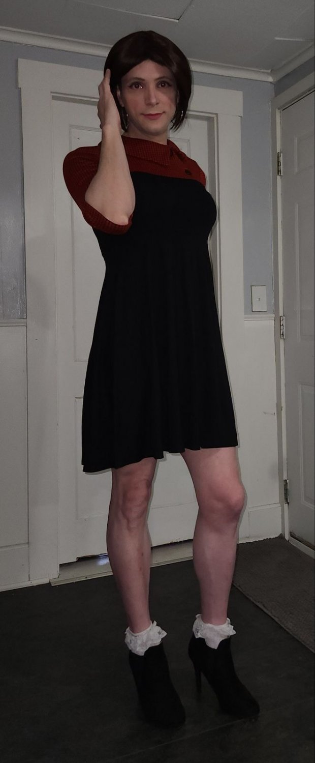 Sissy Shawna begged daddy to turn her into an exposed cockwhore for men’s pleasure kik-
shawnasissy #c271pERB