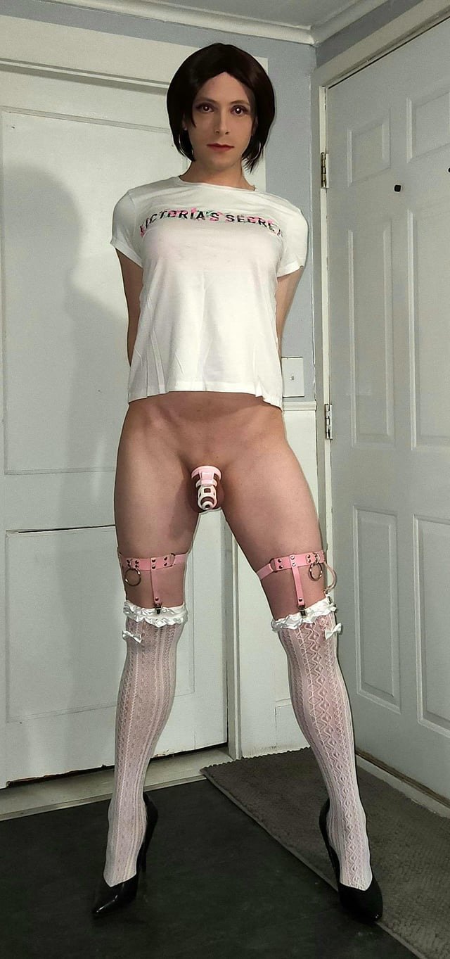 Sissy Shawna begged daddy to turn her into an exposed cockwhore for men’s pleasure kik-
shawnasissy #kAAhdosY